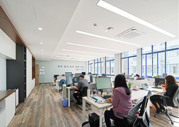 湖北紅點科技有限公司|關于我們，辦公環(huán)境